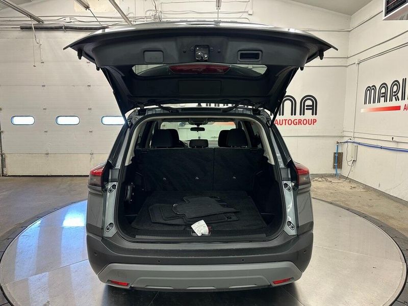 2022 Nissan Rogue SImage 15