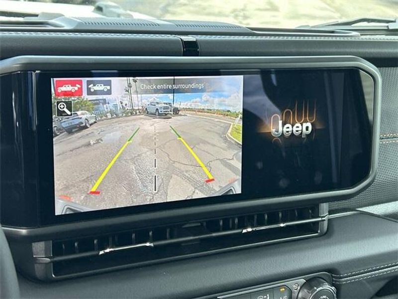 New 2025 Jeep Gladiator Mojave 4x4Image 20