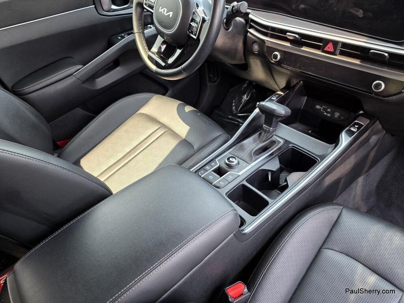 Used 2024 Kia Sorento S