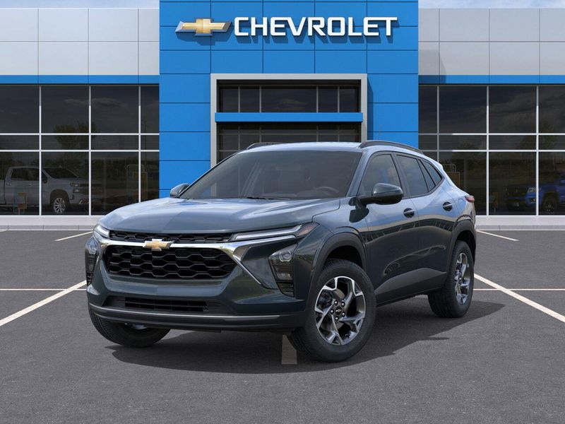 New 2025 Chevrolet Trax LTImage 6