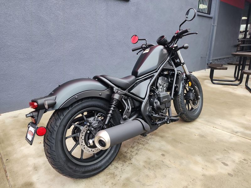 New 2026 Honda REBEL 300 E-CLUTCH Image 12