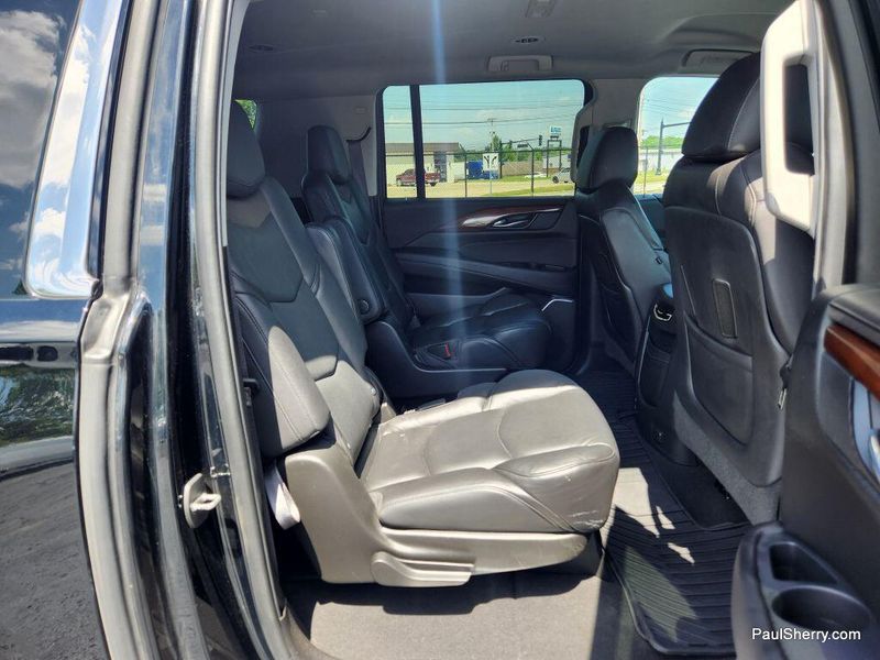 Used 2019 Cadillac Escalade ESV 