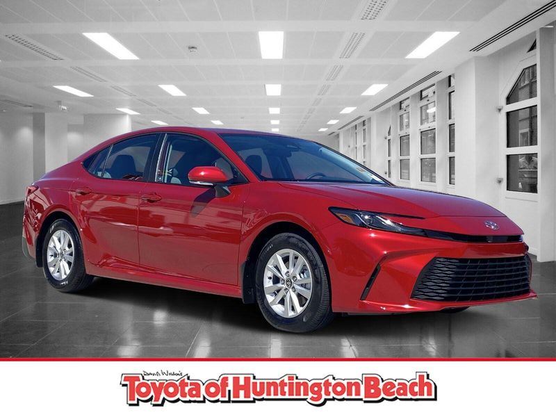 New 2025 Toyota Camry LEImage 1