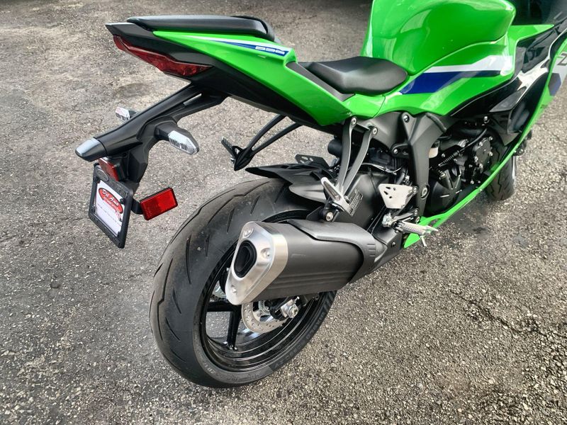 New 2026 Kawasaki NINJA ZX-6R Image 16