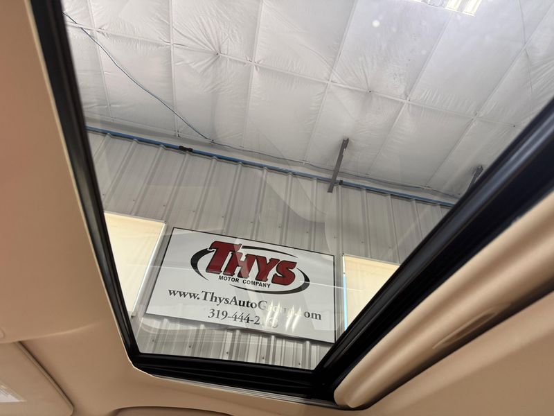 Used 2018 Toyota Avalon LimitedImage 22