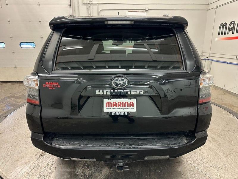 2021 Toyota 4Runner SR5Image 13