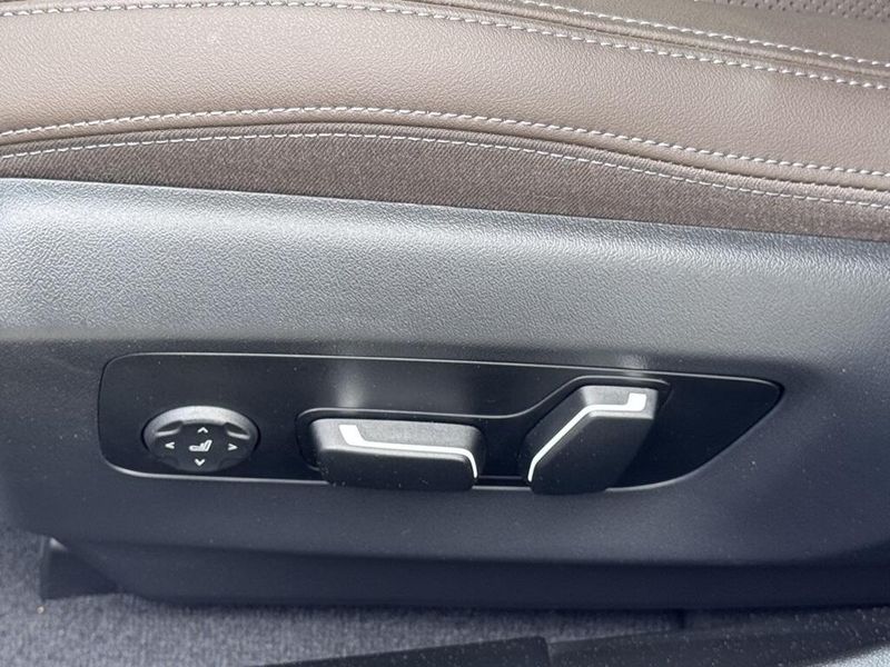 2024 BMW i5 eDrive40Image 22