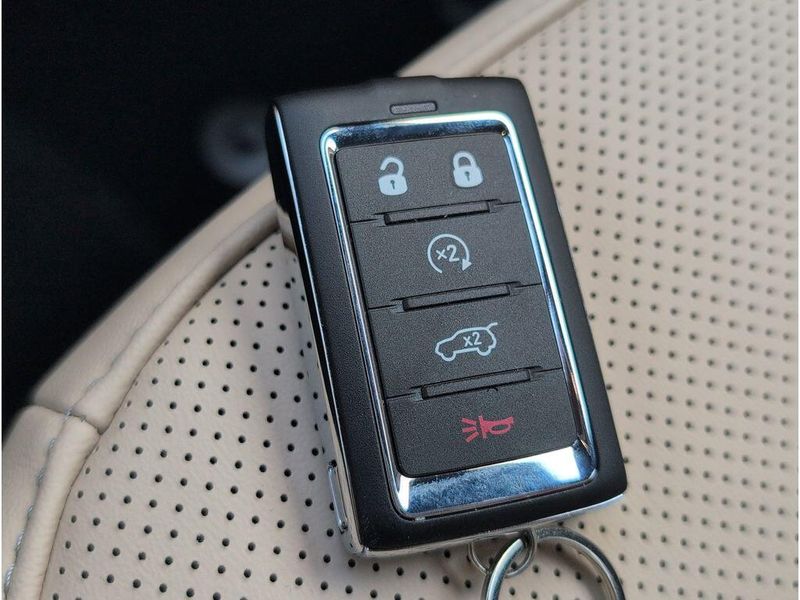 New 2026 Jeep Grand Cherokee Limited 4x4Image 19