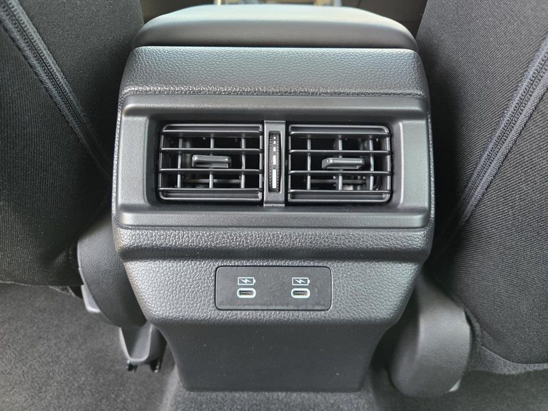 Used 2025 Honda Accord Sedan SE CVT