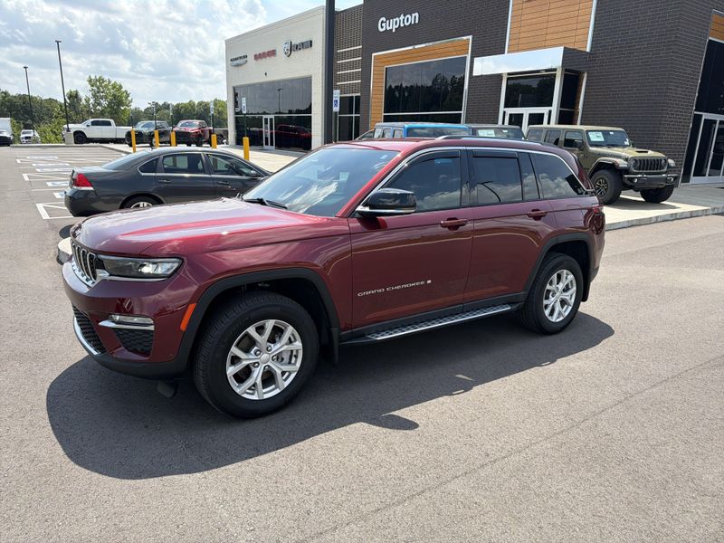 Used 2023 Jeep Grand Cherokee LimitedImage 22