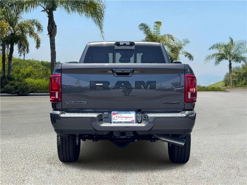 New 2026 RAM 2500 Laramie Crew Cab 4x4 8' Box