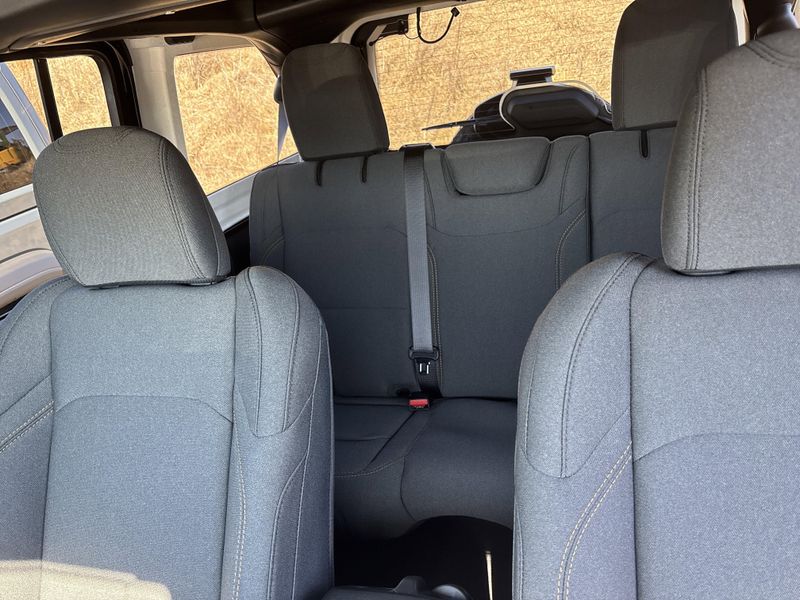 New 2026 Jeep Wrangler 4-door Sport SImage 31