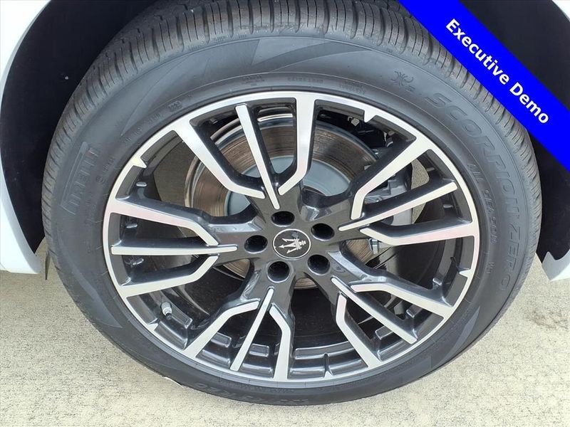 New 2025 Maserati Grecale Image 10