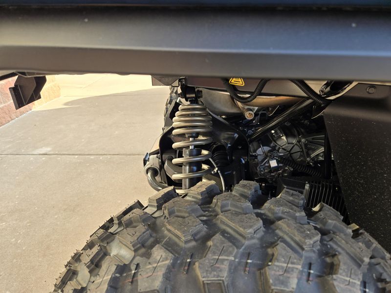 NEW 2026 CAN-AM DEFENDER LIMITED CAB HD11 Image 25