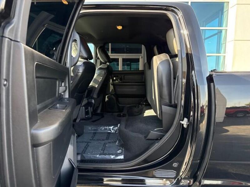 2022 Ram 2500 Tradesman photo 20