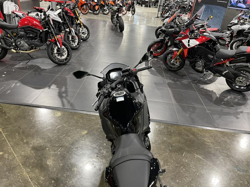 New 2025 Kawasaki NINJA 650 Image 20