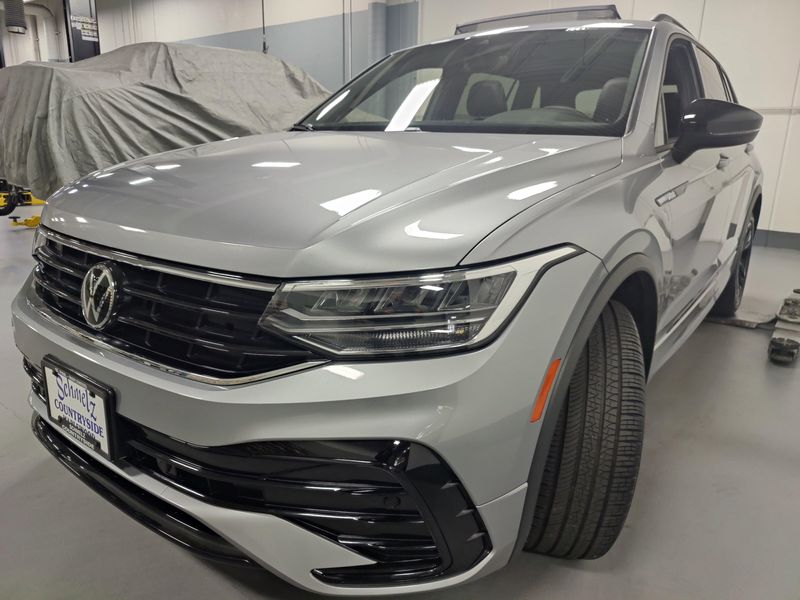 2024 Volkswagen Tiguan SE R-Line Black AWD w/SunroofImage 12