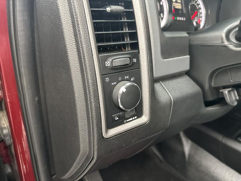 Used 2017 RAM 2500 TradesmanImage 6