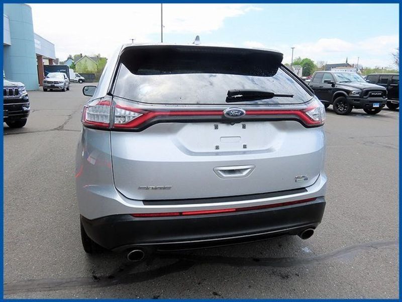 2018 Ford Edge SELImage 6
