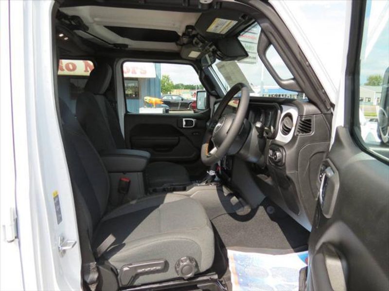 2024 Jeep Wrangler Unlimited 4-door Sport Rhd 4x4Image 6