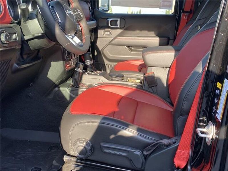 2023 Jeep Wrangler 4-door Rubicon 392Image 13