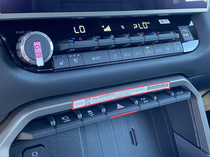 New 2025 Toyota Tundra Limited HybridImage 17