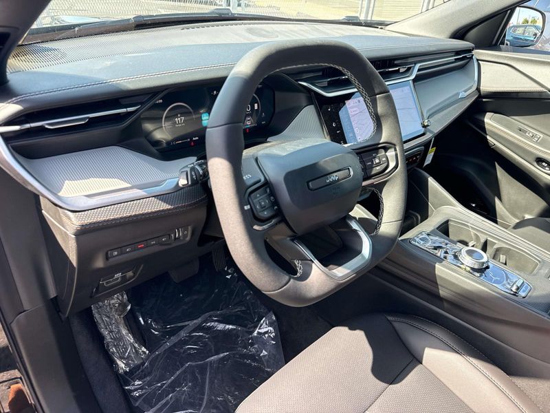 New 2026 Jeep Cherokee Limited 4x4