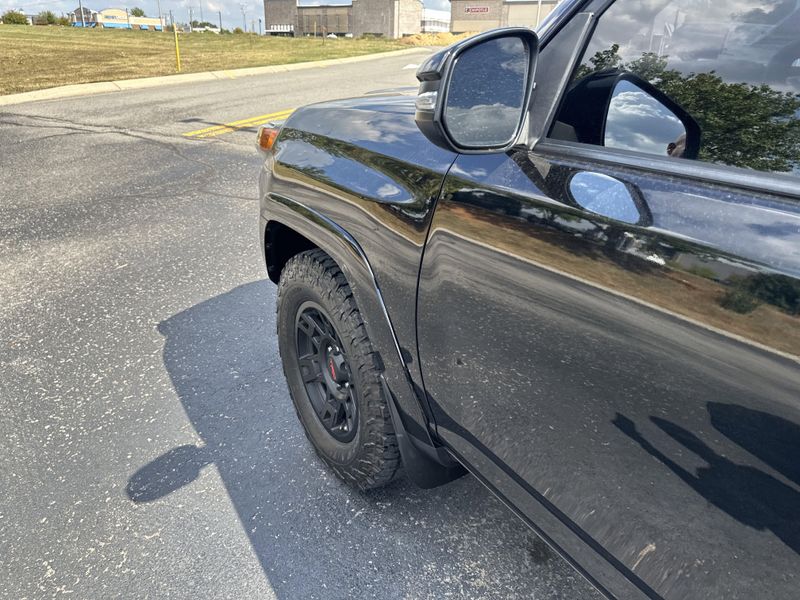 2020 Toyota 4Runner SR5 Premium photo 12
