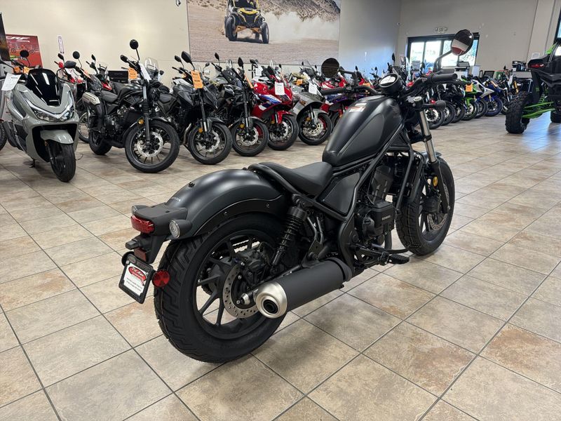 New 2026 Honda REBEL 300 E-CLUTCH Image 17
