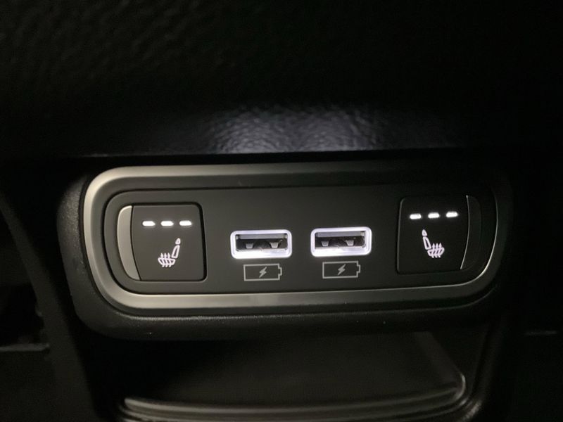 New 2025 Alfa Romeo Stelvio AwdImage 17