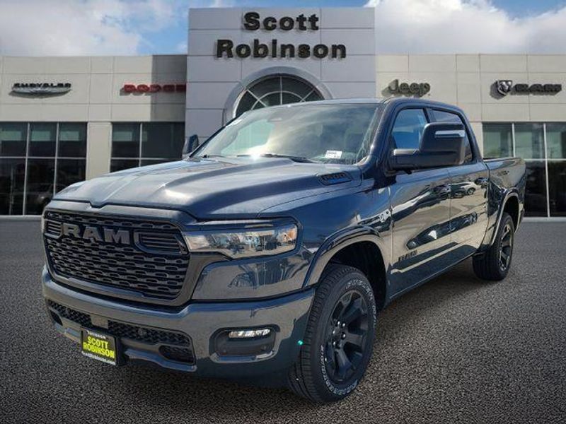 New 2026 RAM 1500 Big Horn Crew Cab 4x4 5'7' Box