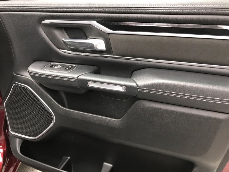 2022 RAM 1500 LaramieImage 25