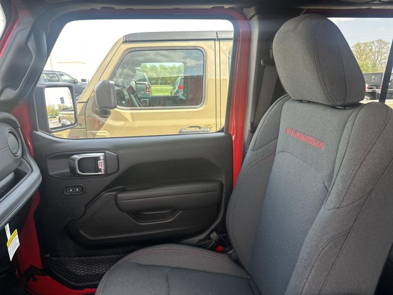 New 2025 Jeep Gladiator Rubicon 4x4Image 30