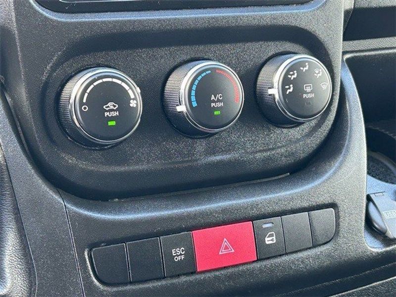 2021 RAM ProMaster 1500 BaseImage 21