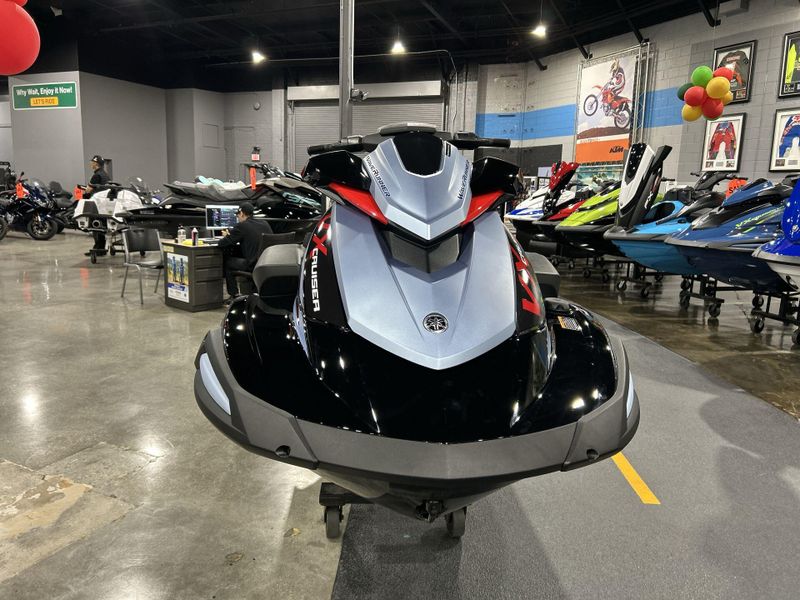 2025 Yamaha VX CRUISER W&sol;AUDIO  in a BLACK/ICE BLUE exterior color. Del Amo Motorsports of Redondo Beach (424) 390-7811 delamomotorsports.com 