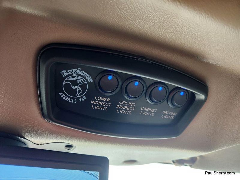 2018 GMC Savana 2500 Image 33