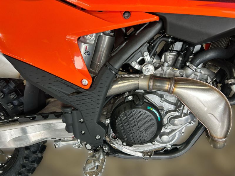 New 2027 KTM 450 SX-F Image 24