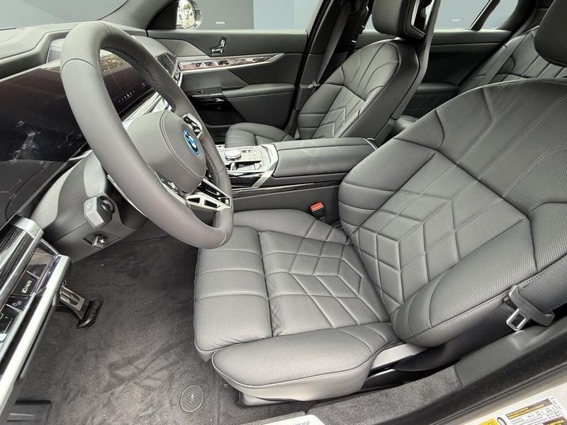 2025 BMW i7 eDrive50Image 20