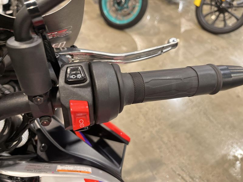 Used 2024 Aprilia TUONO 660 FACTORY Image 18