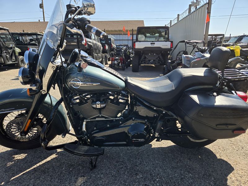 USED 2020 HARLEY SOFTAIL HERITAGE CLASSIC 114 Image 4