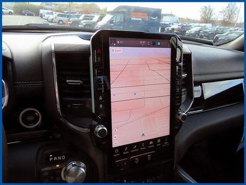 2025 RAM 1500 LaramieImage 17