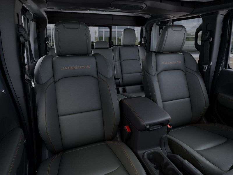 New 2025 Jeep Gladiator Mojave 4x4Image 44