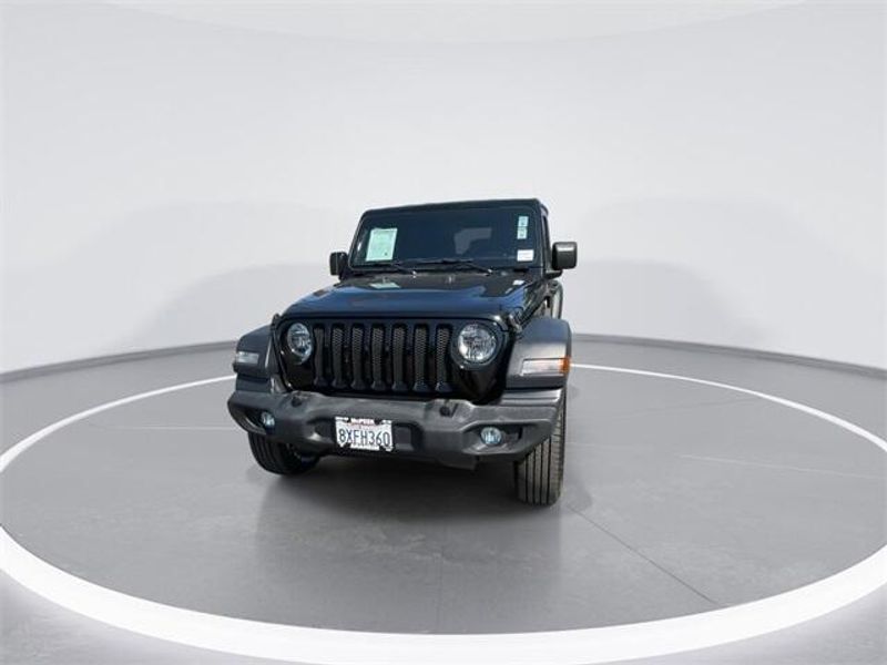 2020 Jeep Wrangler Unlimited Freedom photo 3