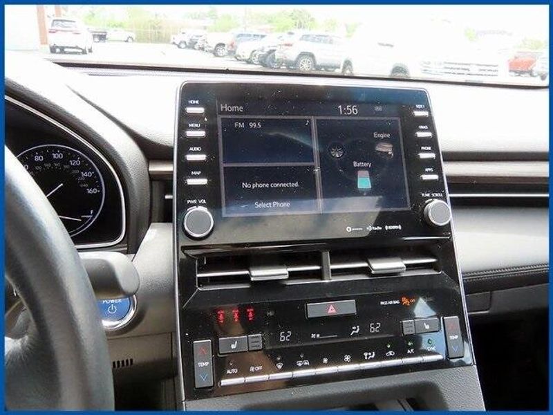 2019 Toyota Avalon Hybrid XLE PlusImage 15