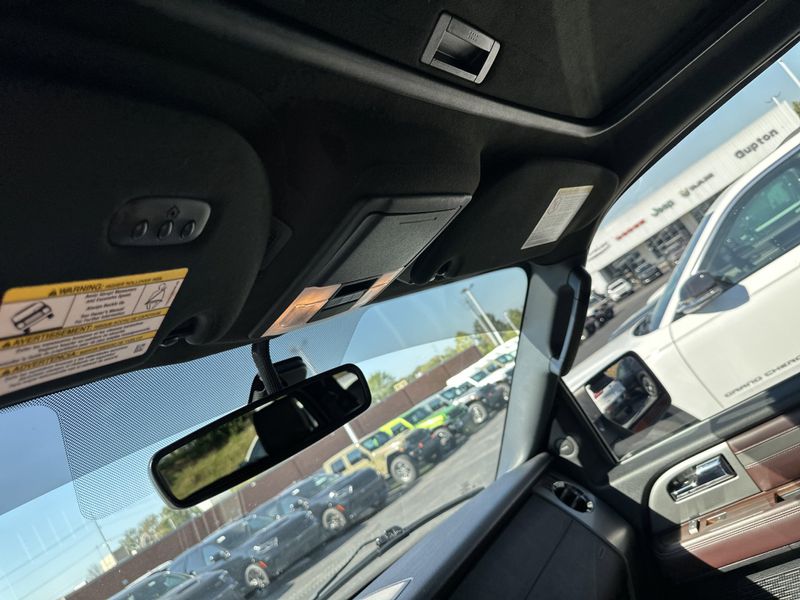 Used 2017 Ford Expedition PlatinumImage 39