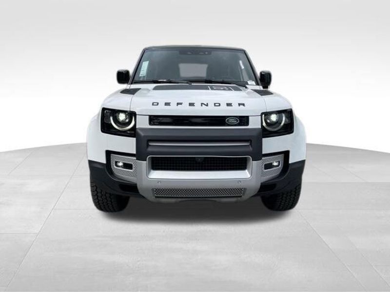 2025 Land Rover Defender S