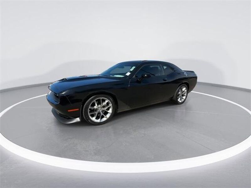 2022 Dodge Challenger GT photo 4