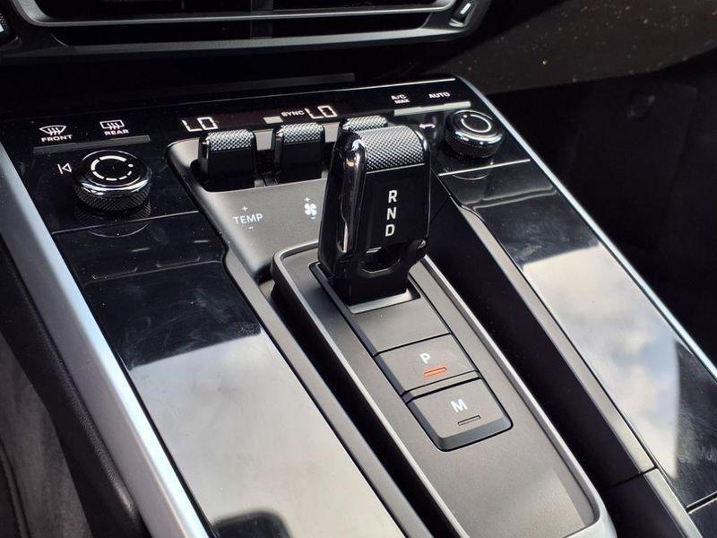 Used 2022 Porsche 911 CarreraImage 25