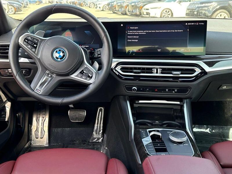 Used 2023 BMW 3 Series 330e iPerformanceImage 29