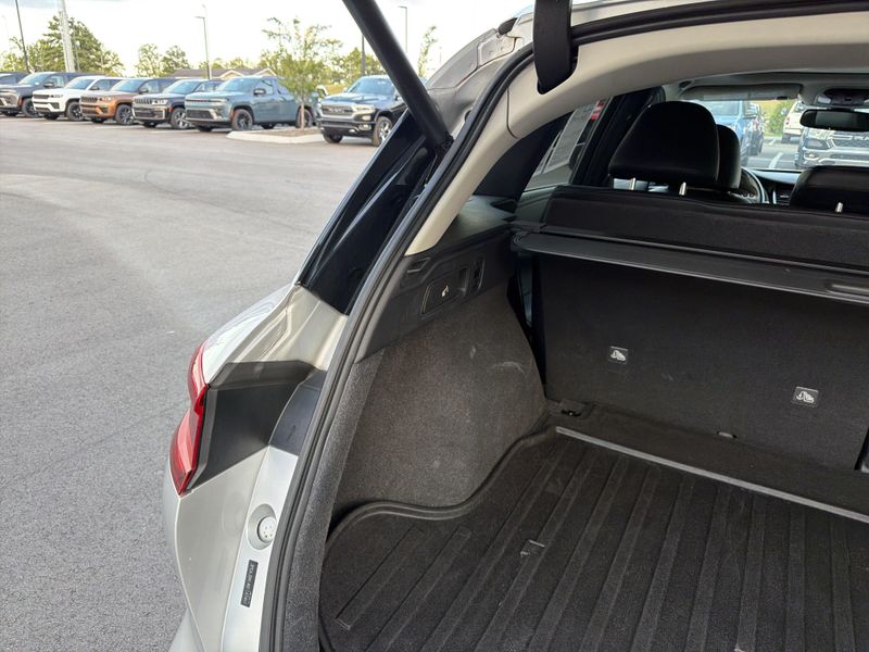 Used 2019 INFINITI QX50 LuxeImage 23